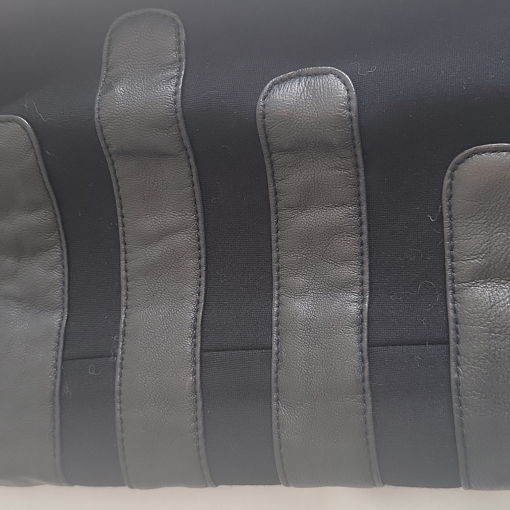 Mackage leggings size 0 - Picture 5 of 5